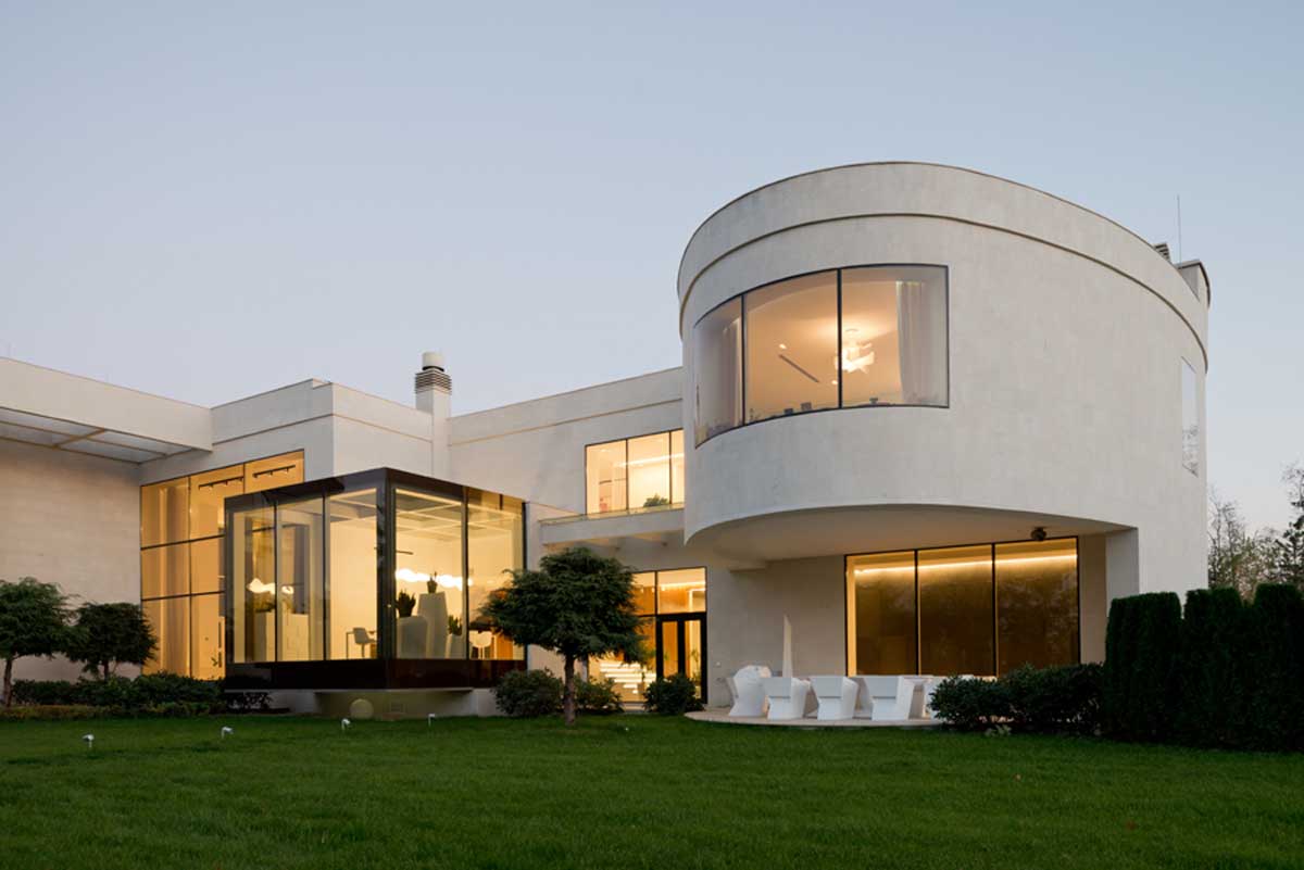 21214410W-4.jpg